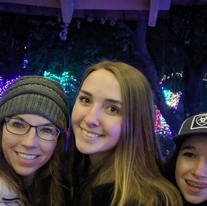 Meet your Posher, Becky